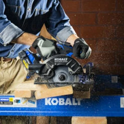 Kobalt 24-Volt XTR Max Cordless Circular Saw - Brushless Motor - 7 1/4-in - Bare Tool Without Battery -Kobalt 32165051d L